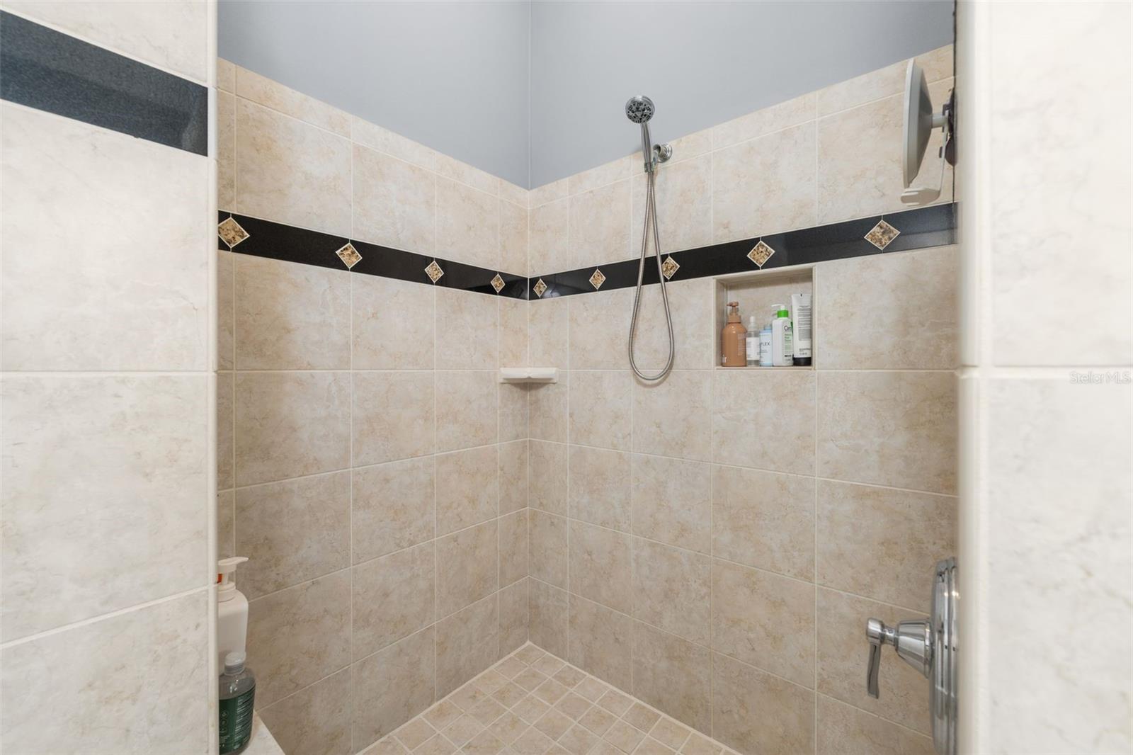 HAILE PLANTATION UNIT 34 PH 3 - Residential