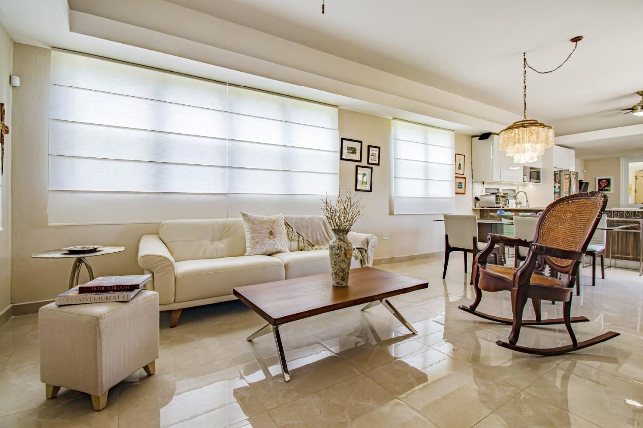 PUERTAS DEL SOL DEV. - Residential