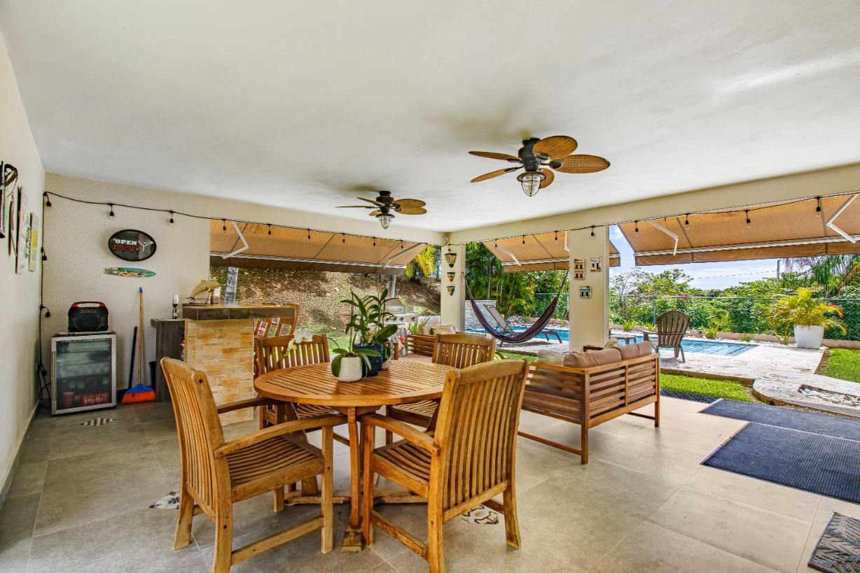 PUERTAS DEL SOL DEV. - Residential