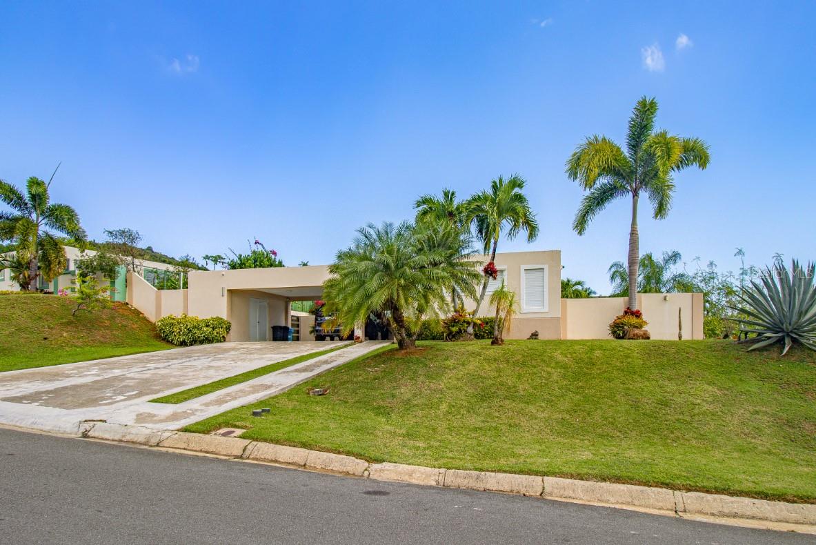 PUERTAS DEL SOL DEV. - Residential