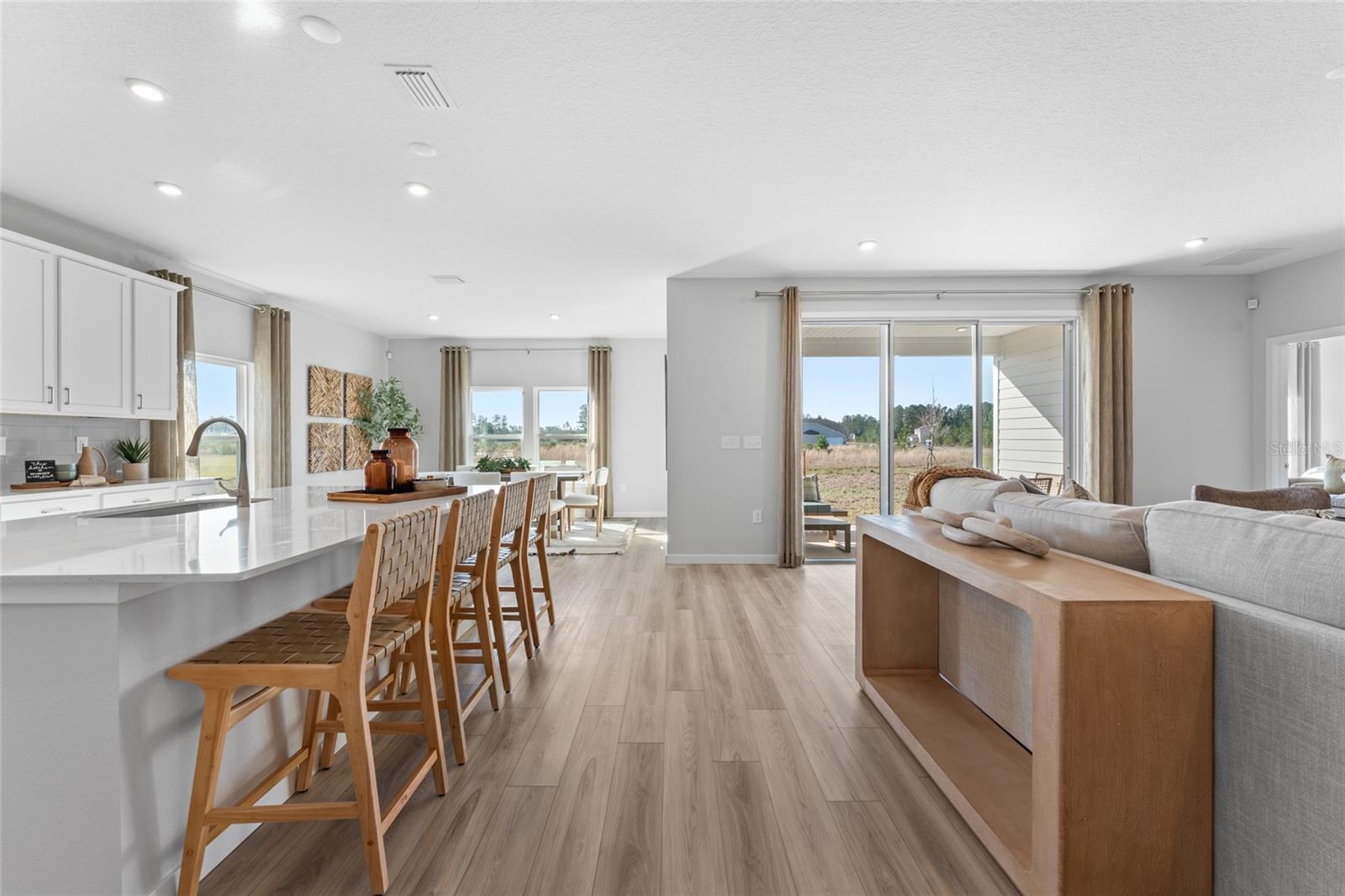 RESERVE EAST - Residential