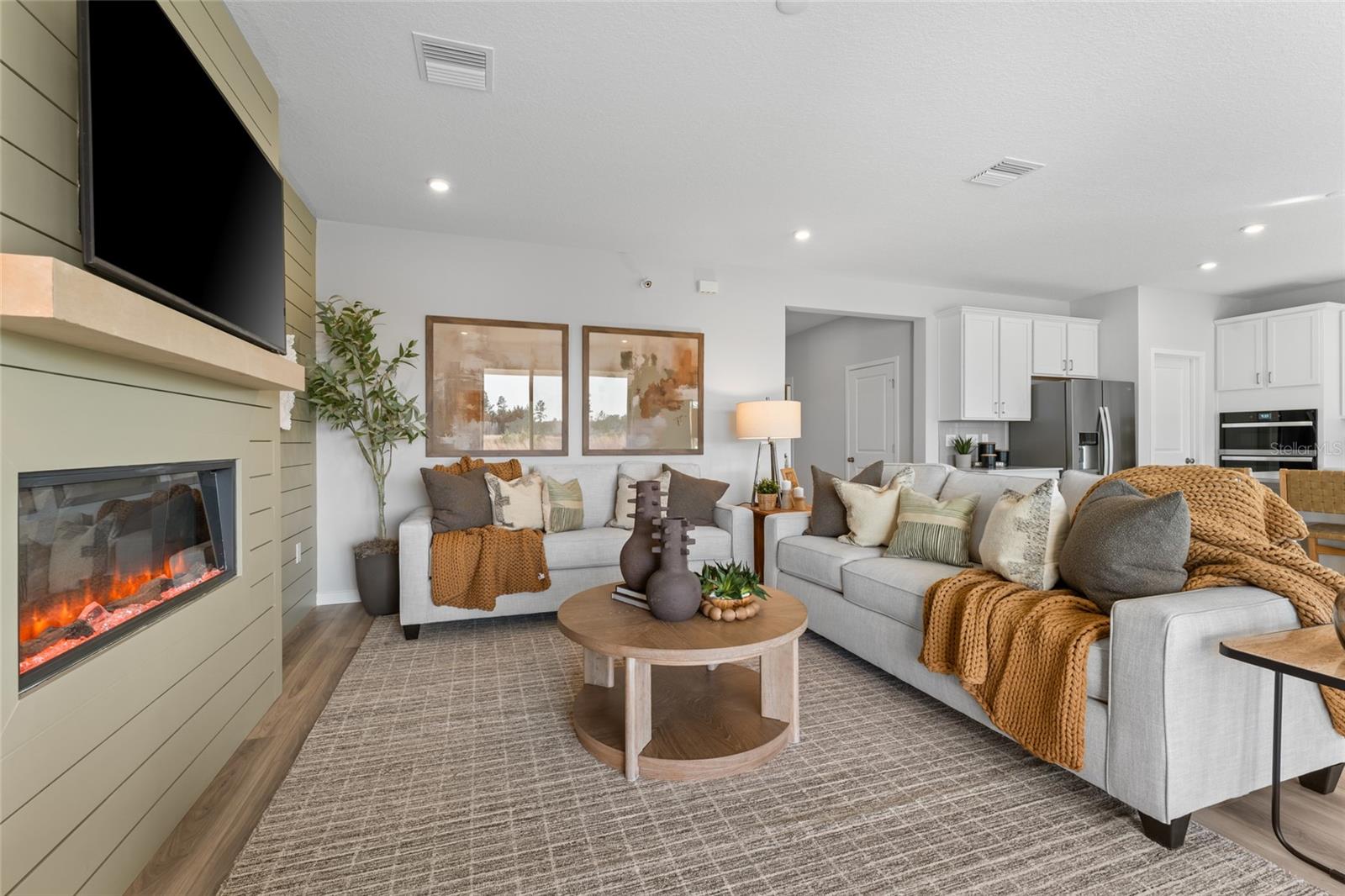 RESERVE EAST - Residential