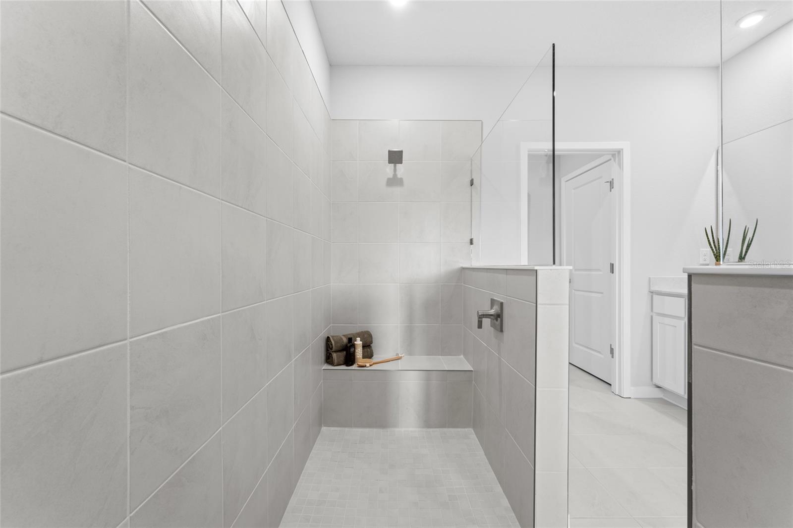 RESERVE EAST - Residential