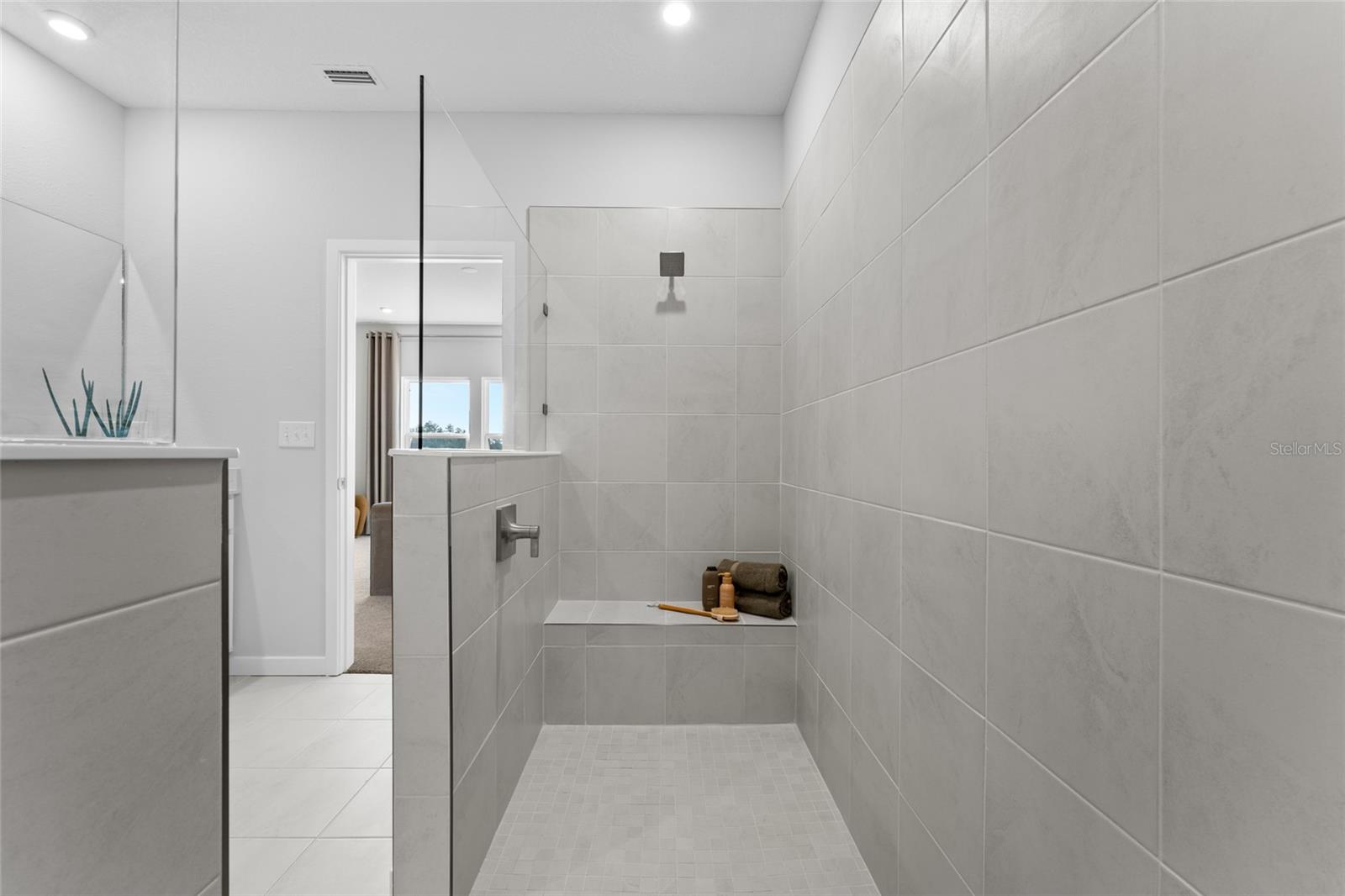 RESERVE EAST - Residential