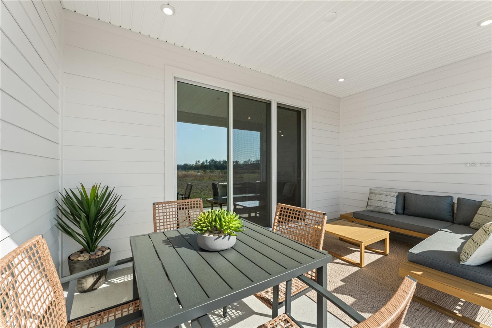 RESERVE EAST - Residential