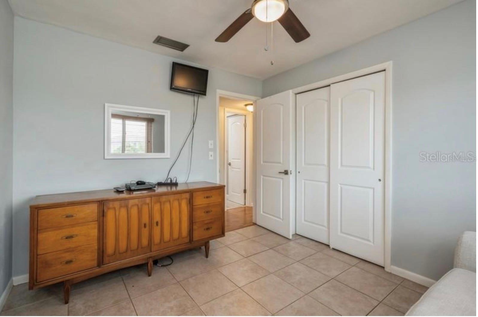 ROTONDA WEST OAKLAND HILLS - Residential Lease