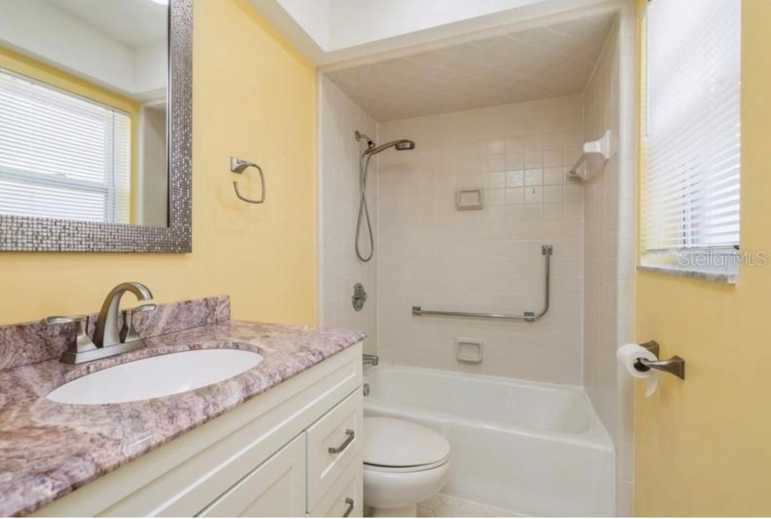 ROTONDA WEST OAKLAND HILLS - Residential Lease