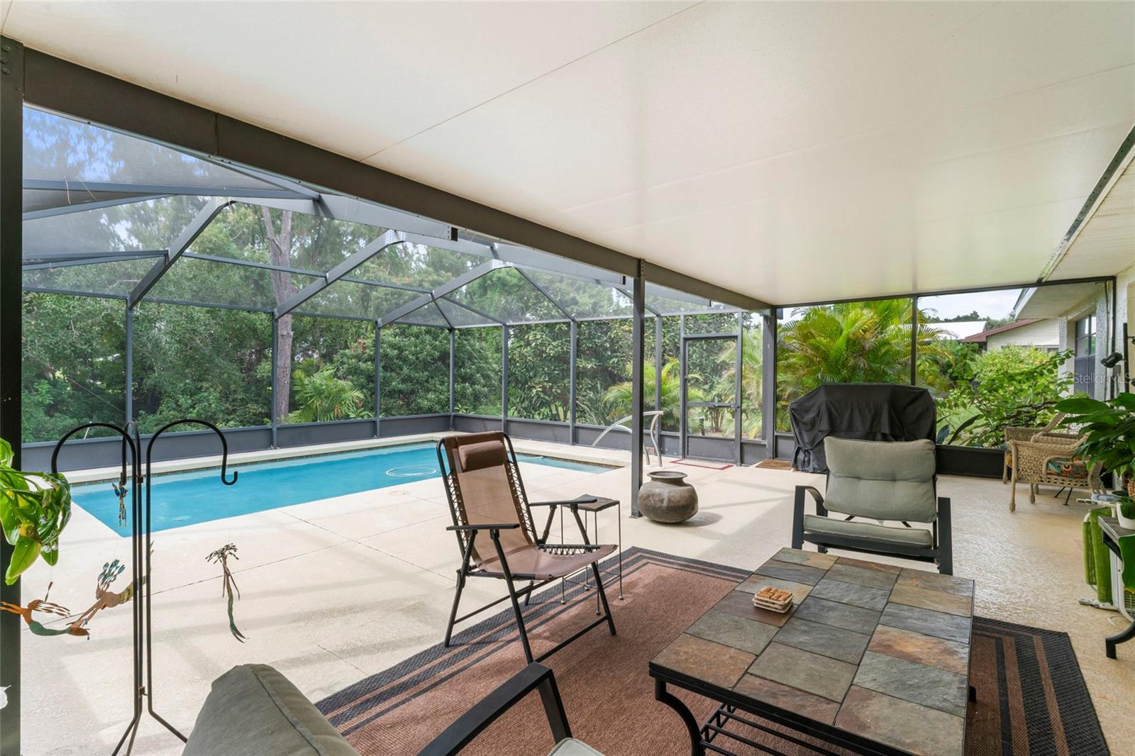 SUN CITY CENTER UNIT 32B - Residential