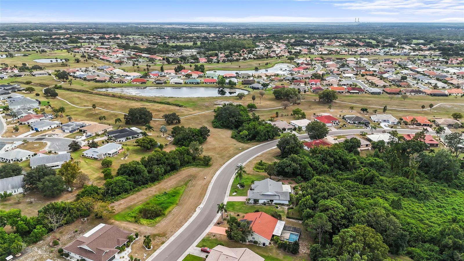 SUN CITY CENTER UNIT 32B - Residential