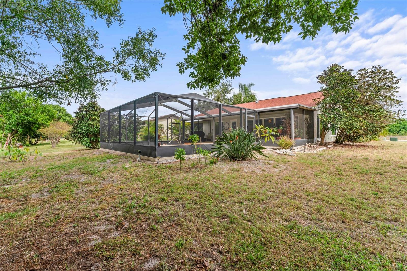 SUN CITY CENTER UNIT 32B - Residential