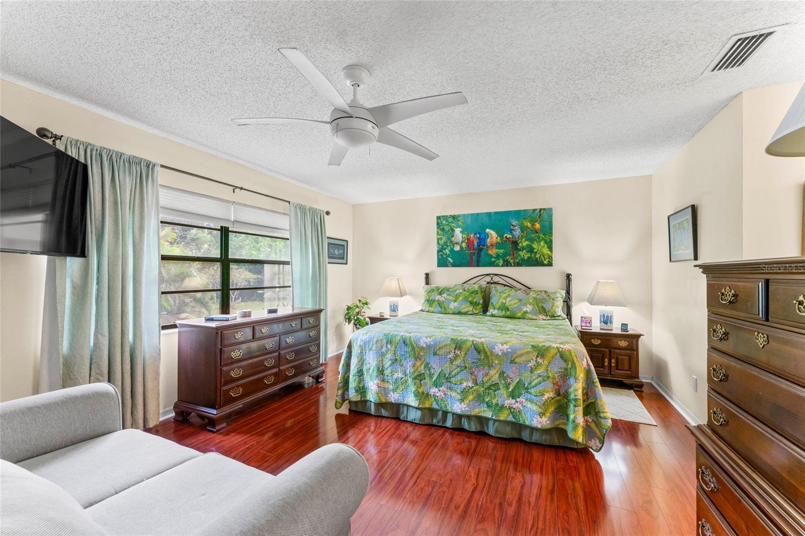 SUN CITY CENTER UNIT 32B - Residential