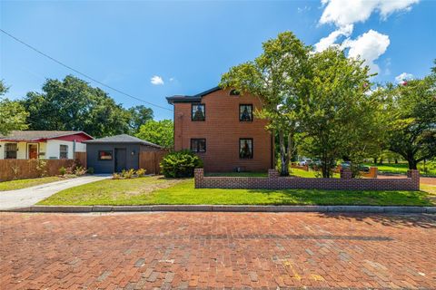 A home in TAMPA