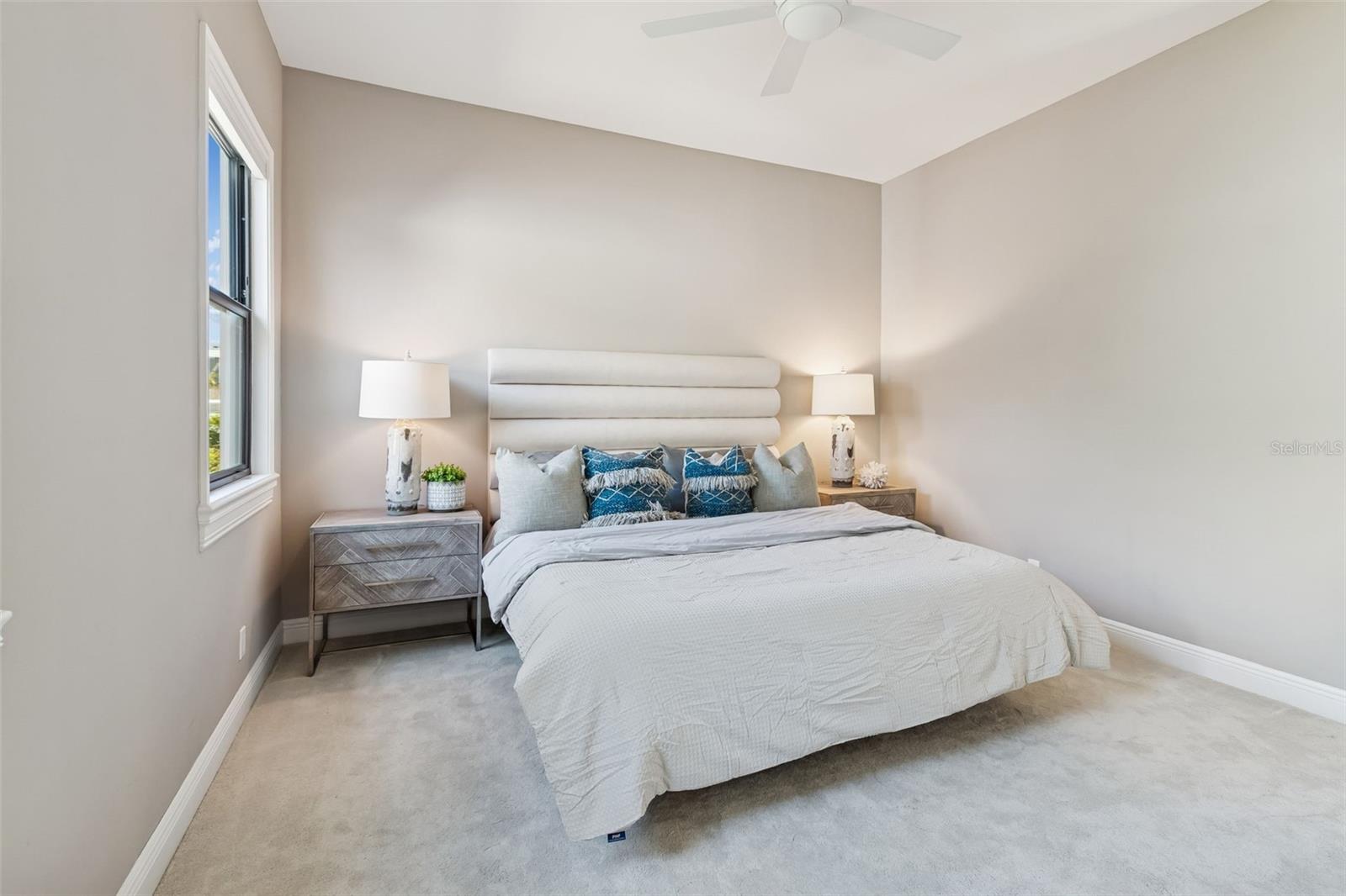 MINNEOLA - Residential