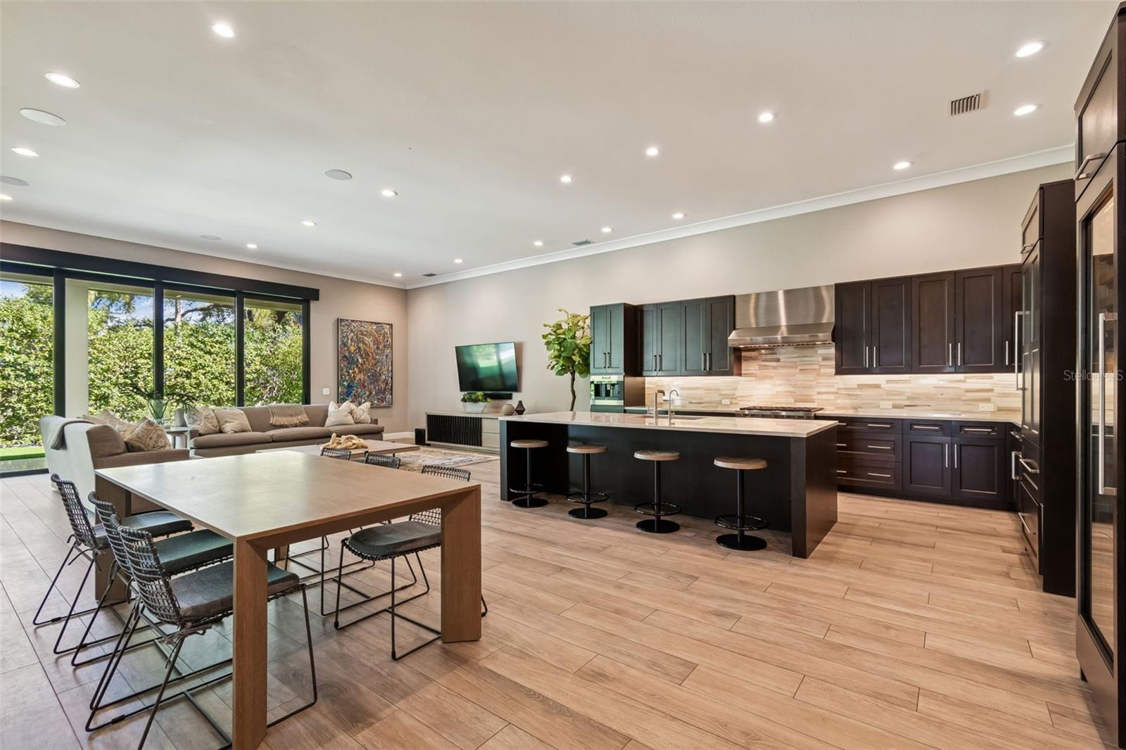 MINNEOLA - Residential