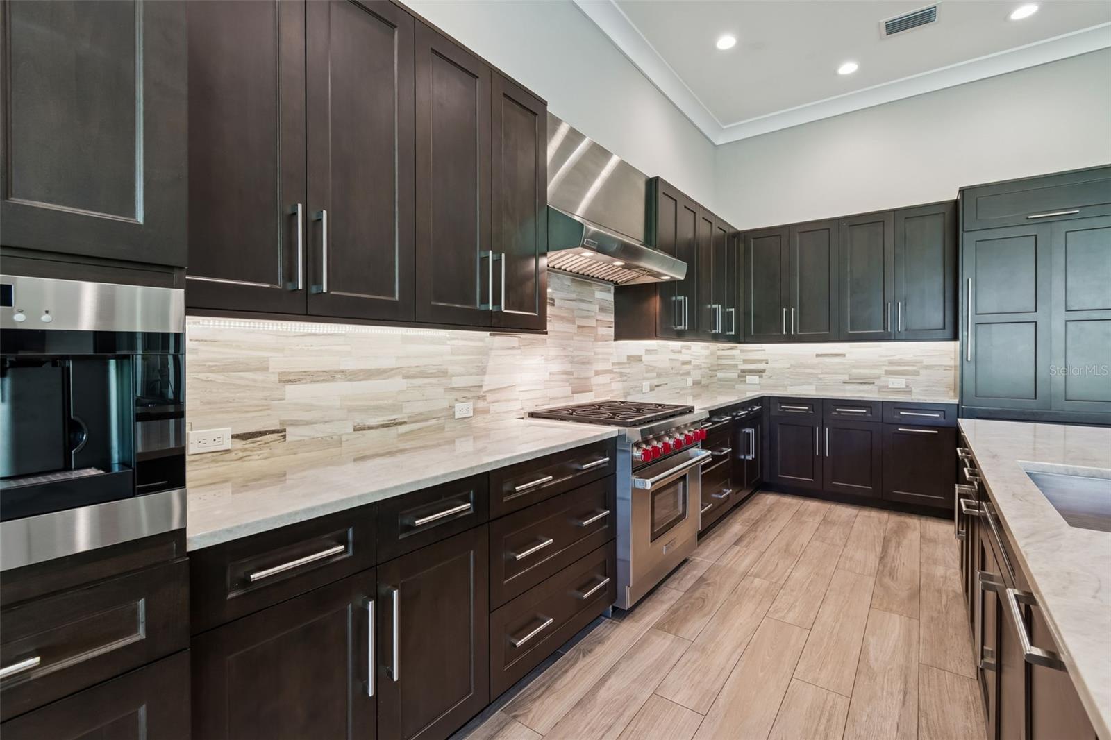 MINNEOLA - Residential