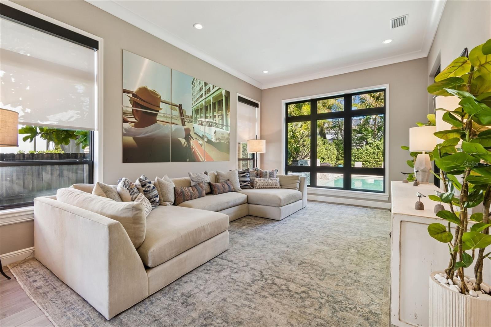 MINNEOLA - Residential