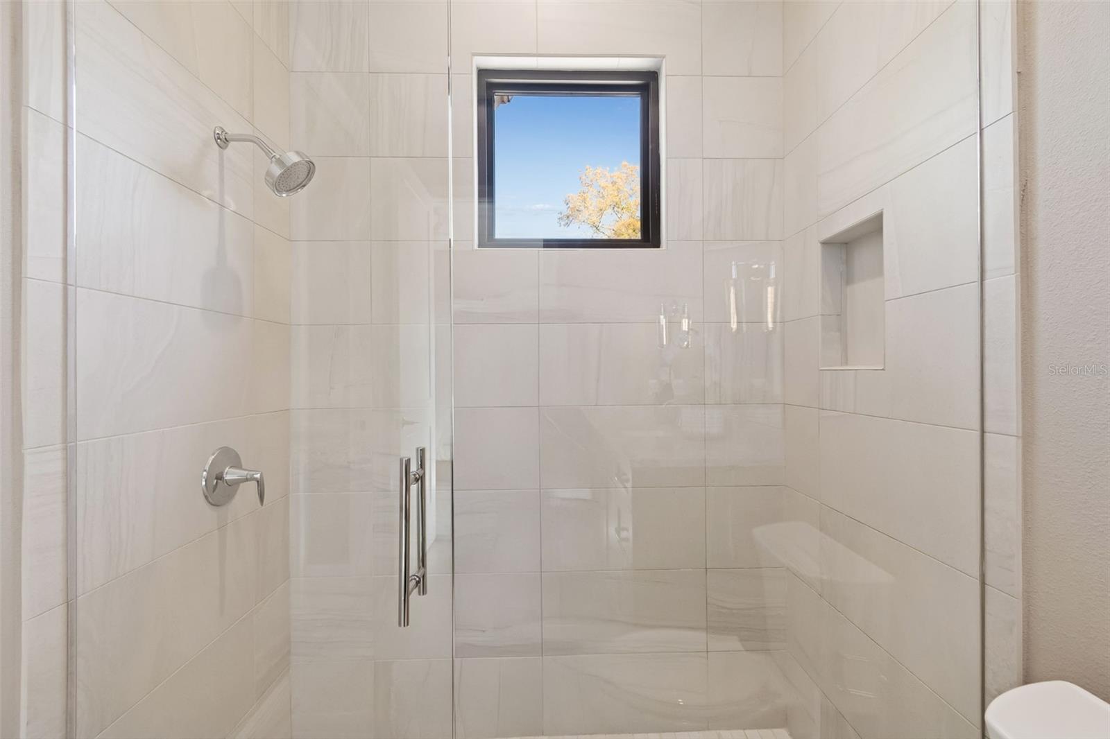 MINNEOLA - Residential