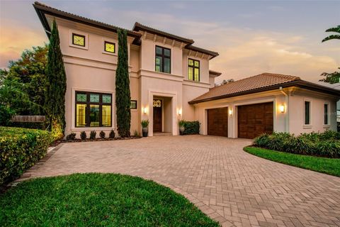 Photo of 4115 W Zelar Street, Tampa, FL 33629 (MLS # TB8448389)