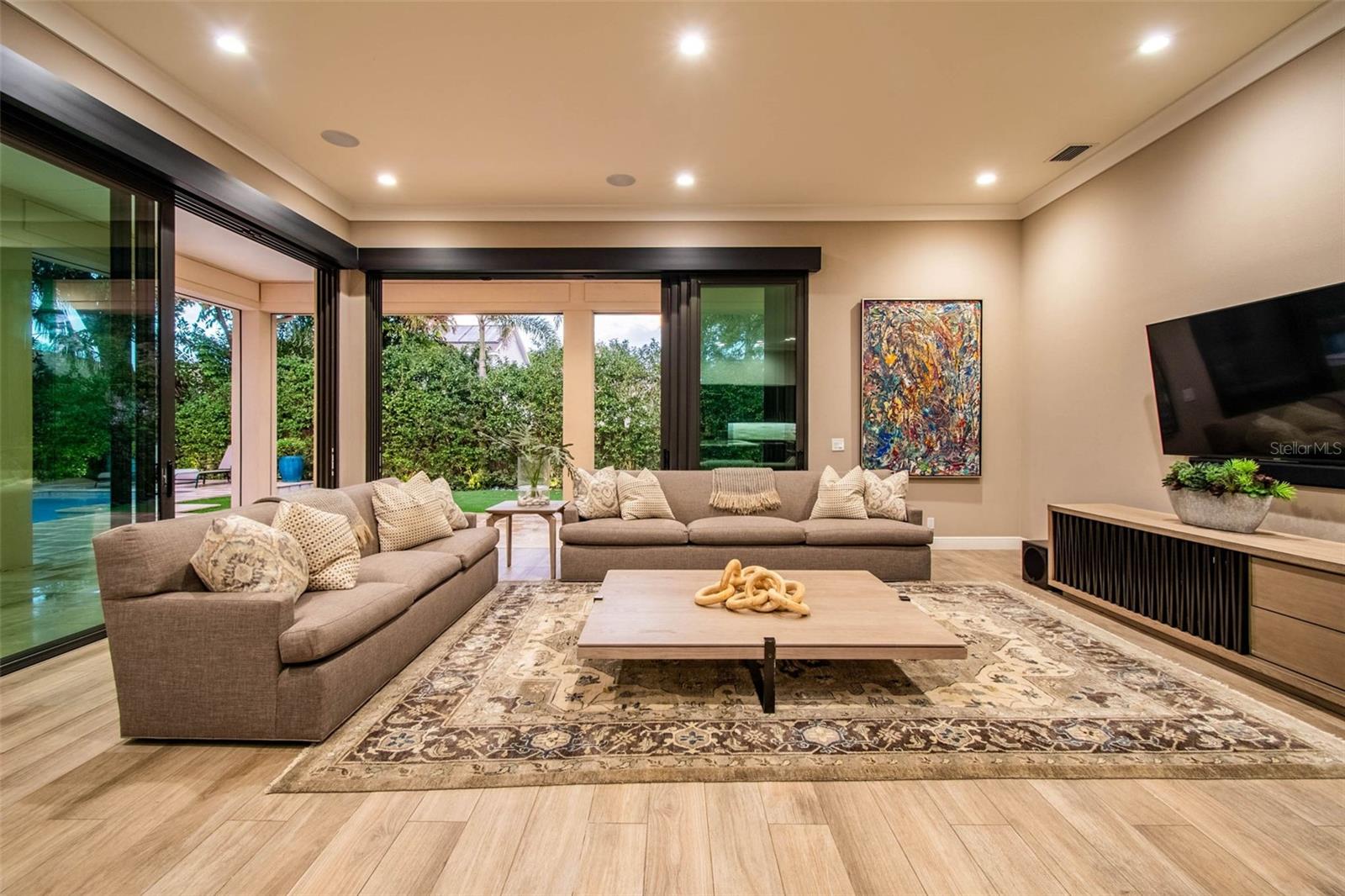 MINNEOLA - Residential