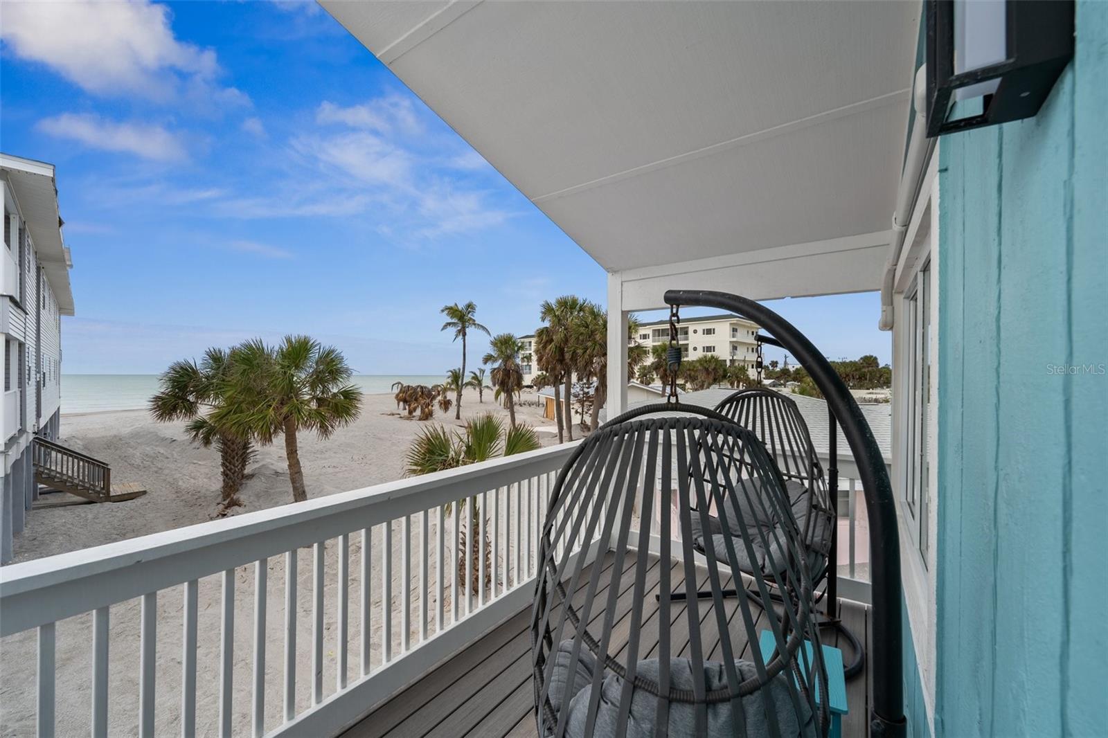 2726 N BEACH ROAD