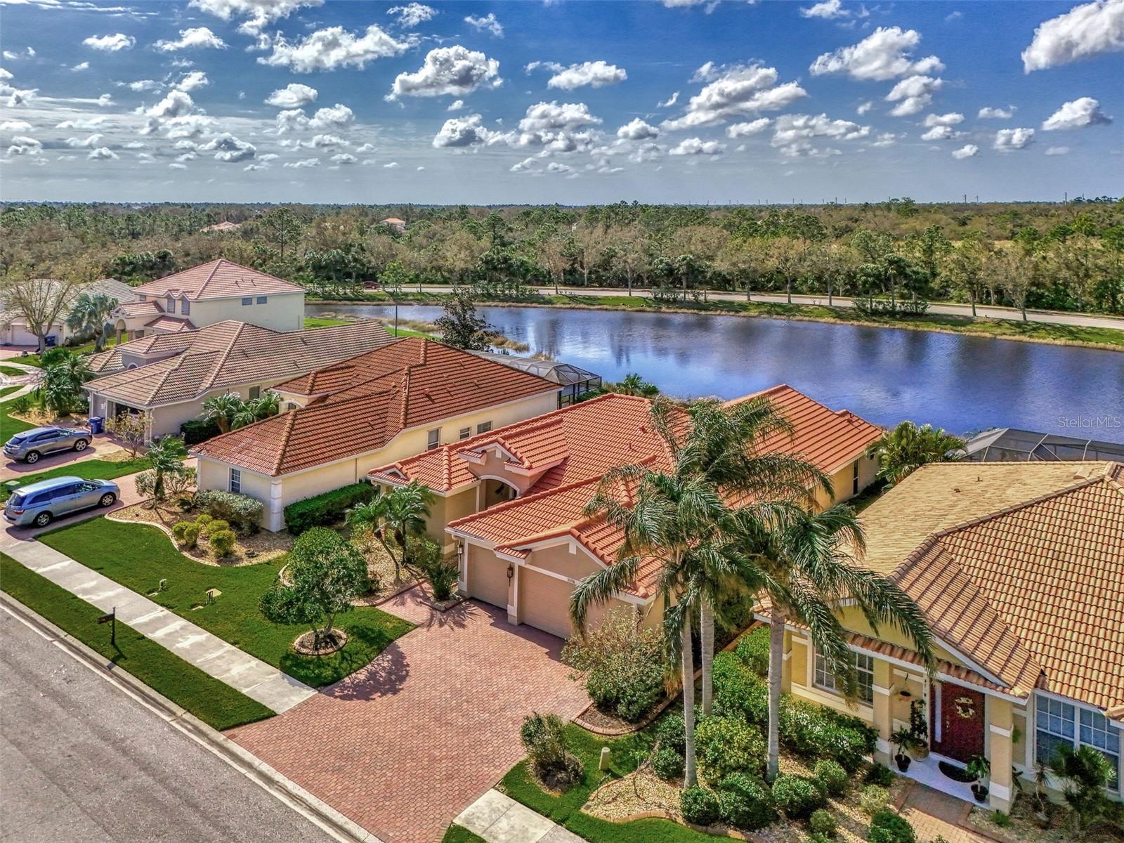 11356 DANCING RIVER DR