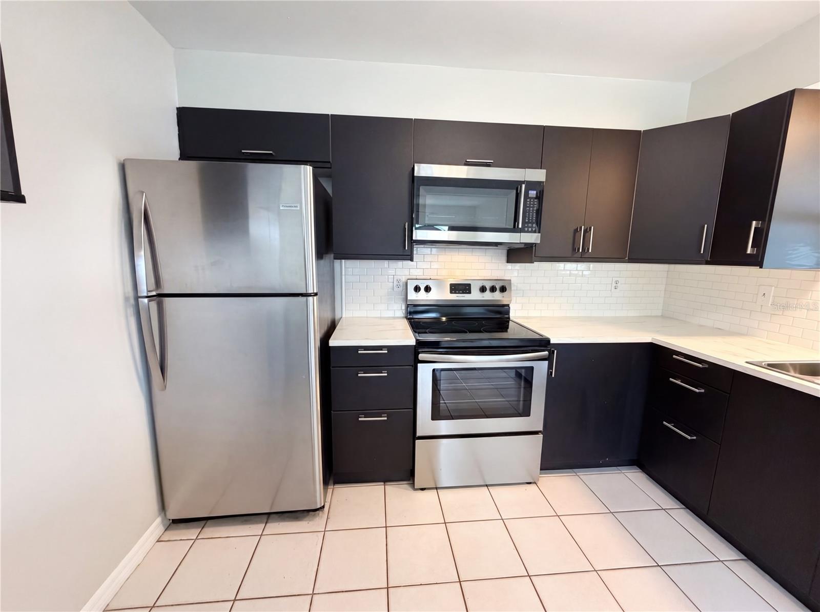 SUNSHINE GARDENS - Residential