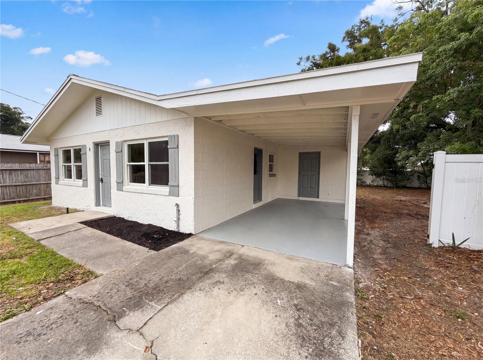 SUNSHINE GARDENS - Residential