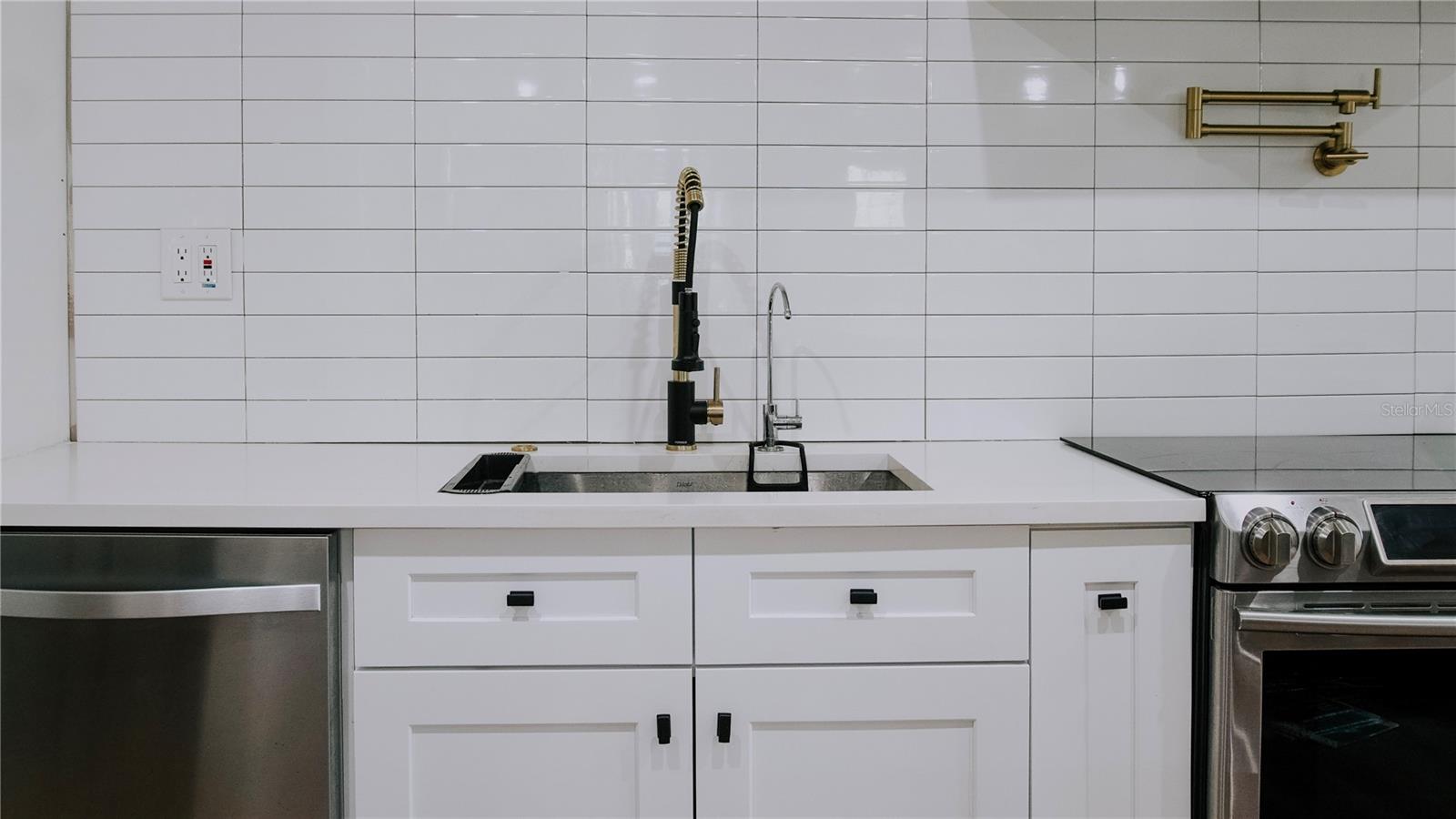 CANAVERAL ACRES 2 - Residential