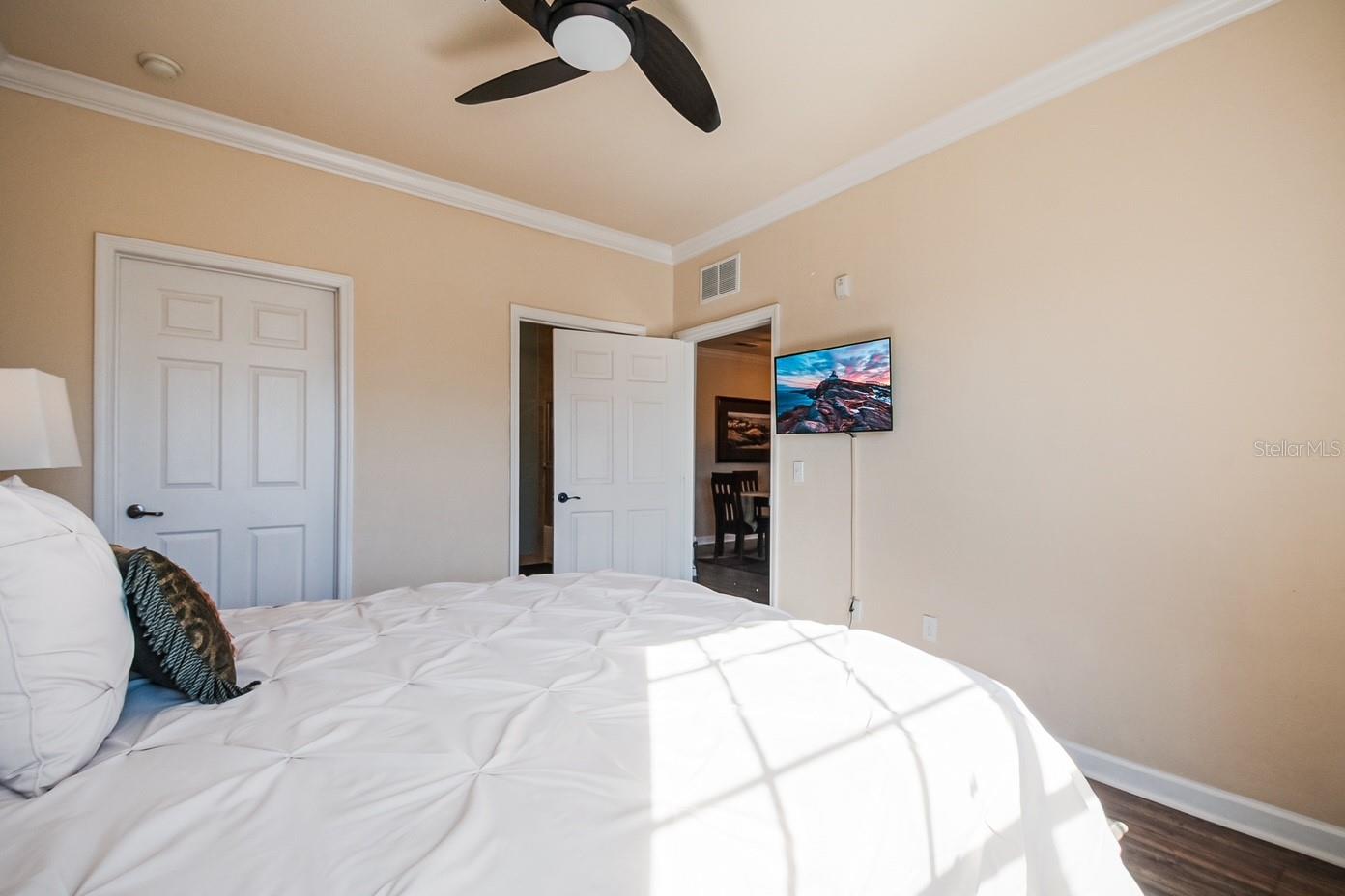 TUSCANA 2 CONDO - Residential