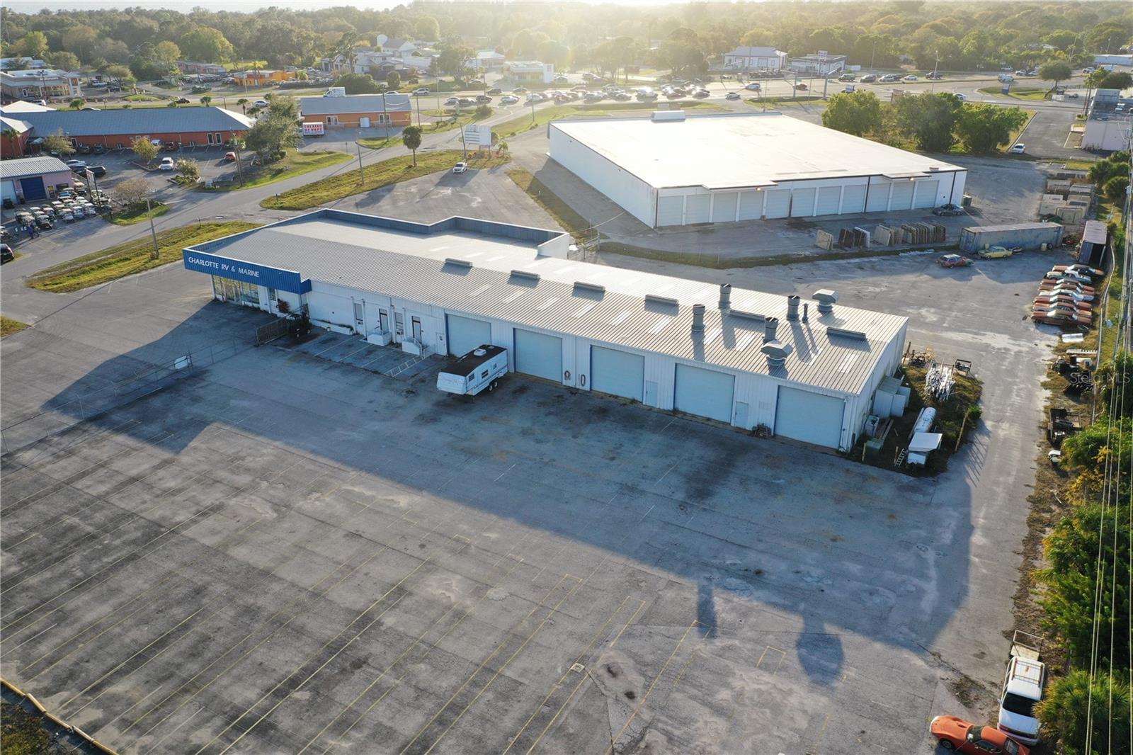 HARVEYS CENTRAL - Commercial Sale