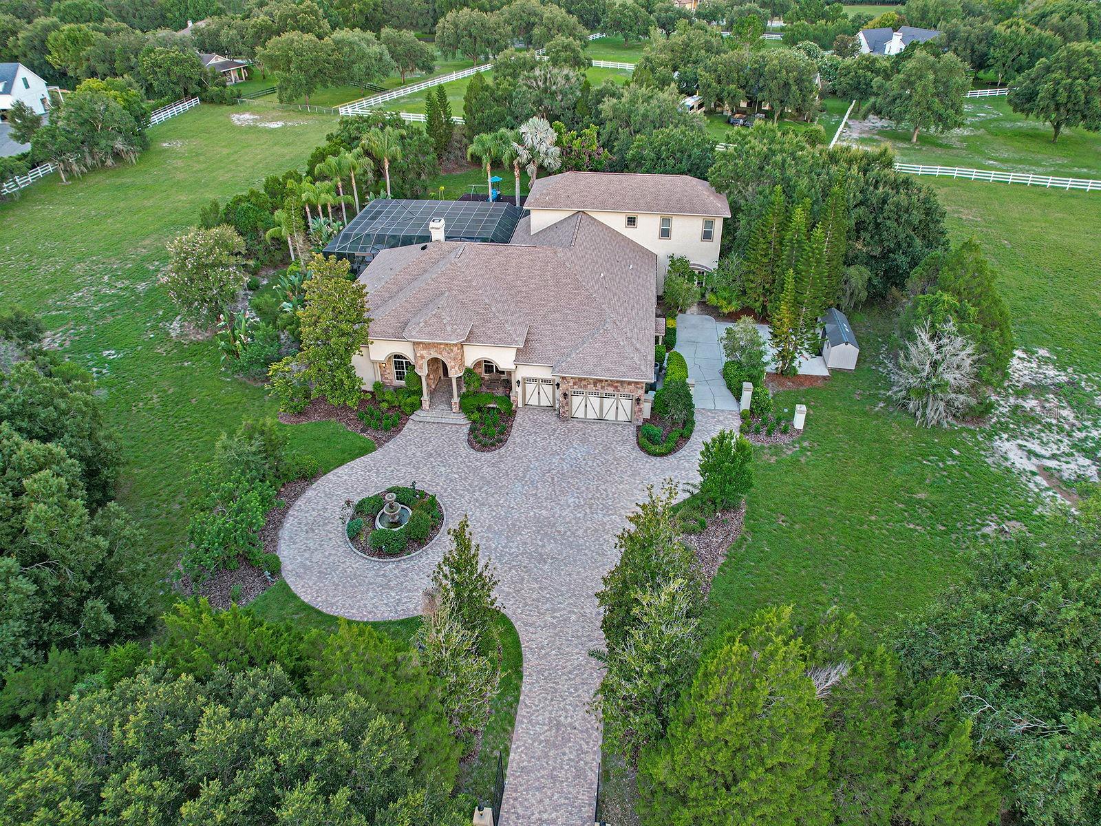 11471 TROTTING DOWN DRIVE