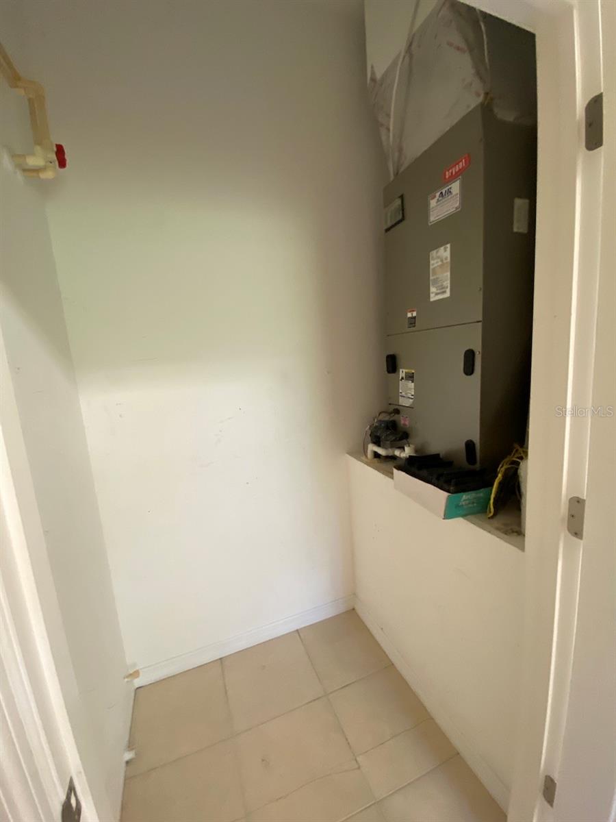 Murray Grant - Commercial Lease