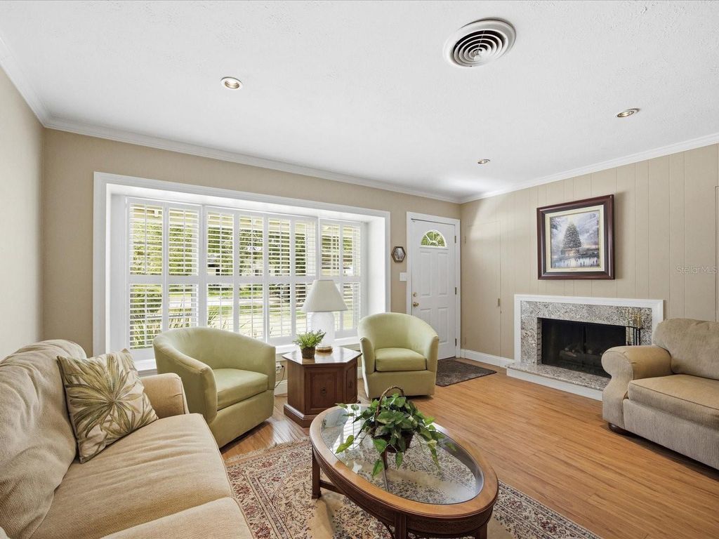 Photo of 616 Fitzwalter Drive, Winter Park, FL 32792 (MLS # O6403982)