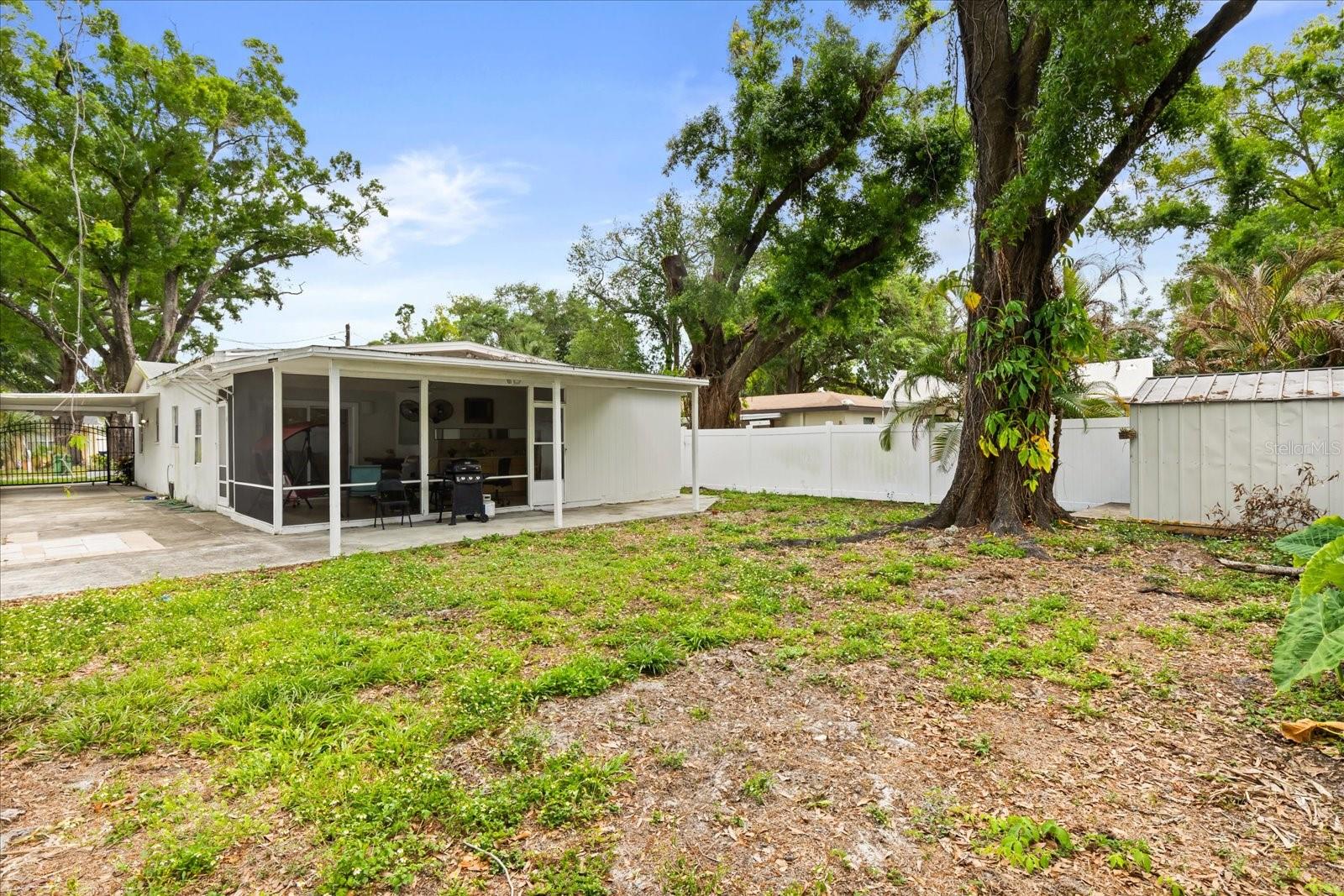 PINEHURST PARK - Residential