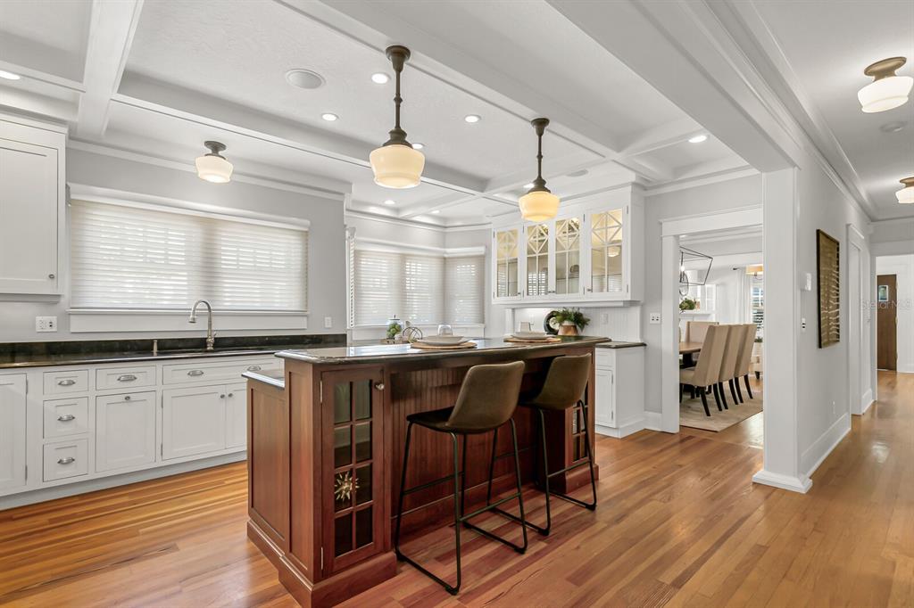 BAYSHORE PLACE - Residential