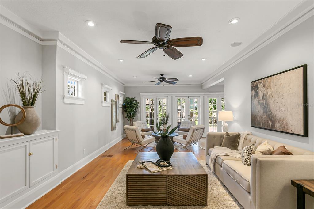 BAYSHORE PLACE - Residential