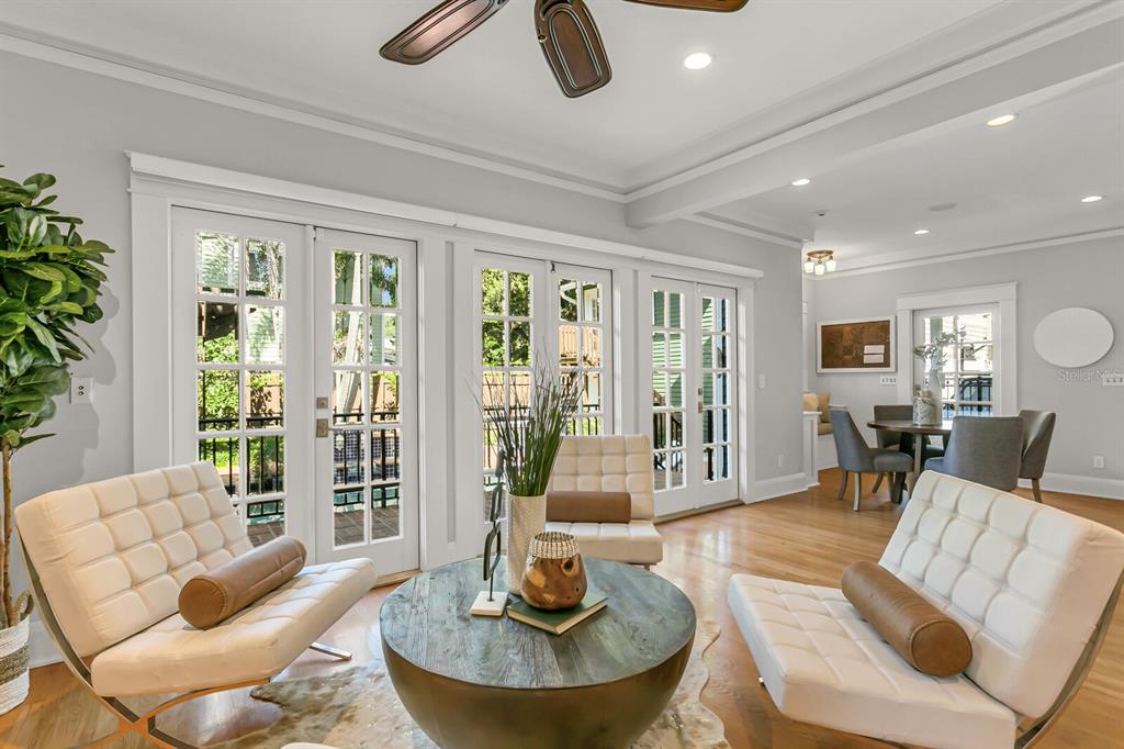 BAYSHORE PLACE - Residential