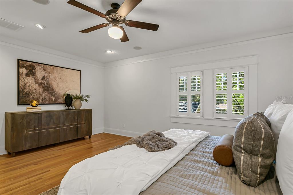 BAYSHORE PLACE - Residential