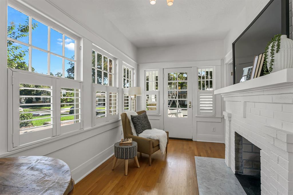 BAYSHORE PLACE - Residential