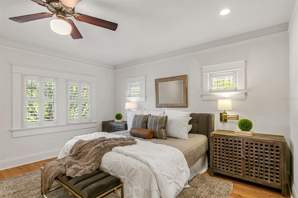 BAYSHORE PLACE - Residential