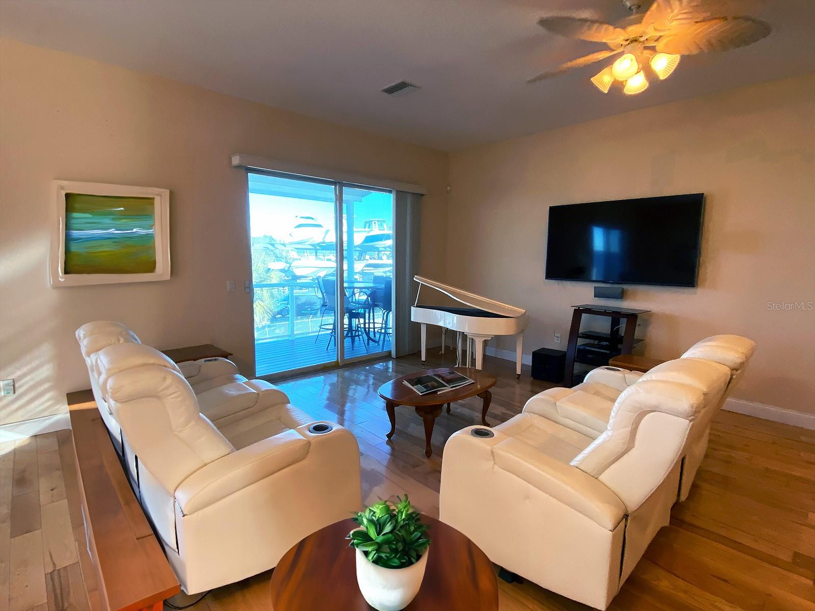 HUDSON BEACH ESTATES - Residential