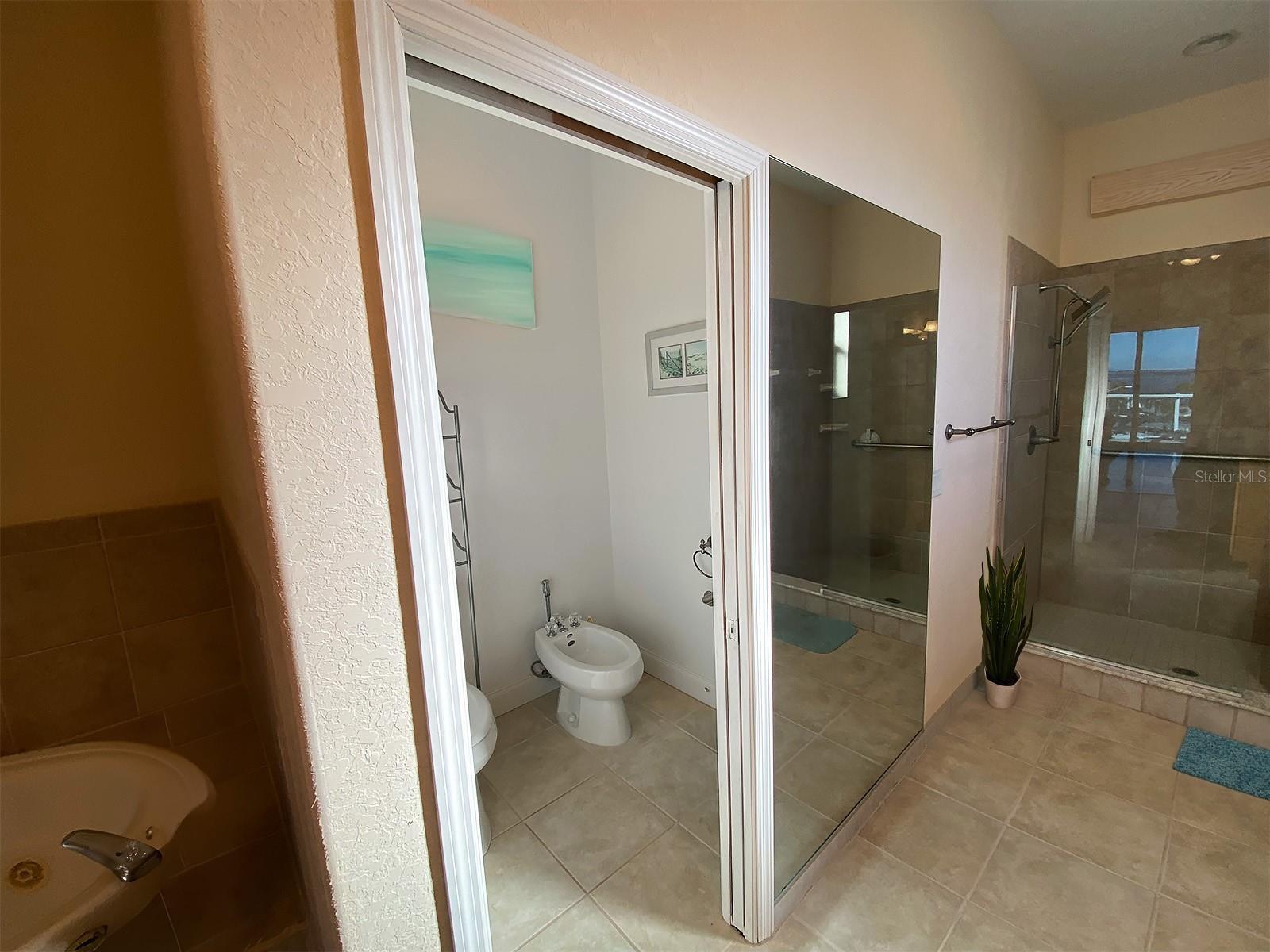 HUDSON BEACH ESTATES - Residential