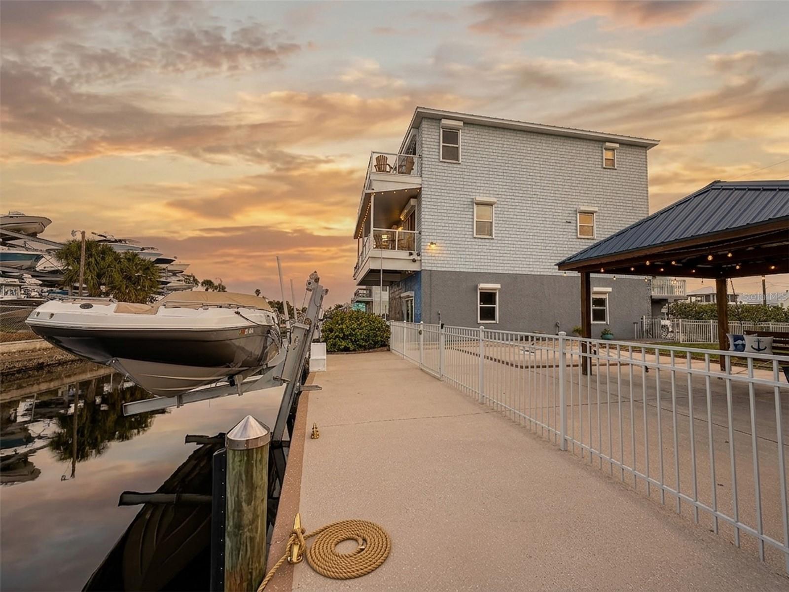 HUDSON BEACH ESTATES - Residential