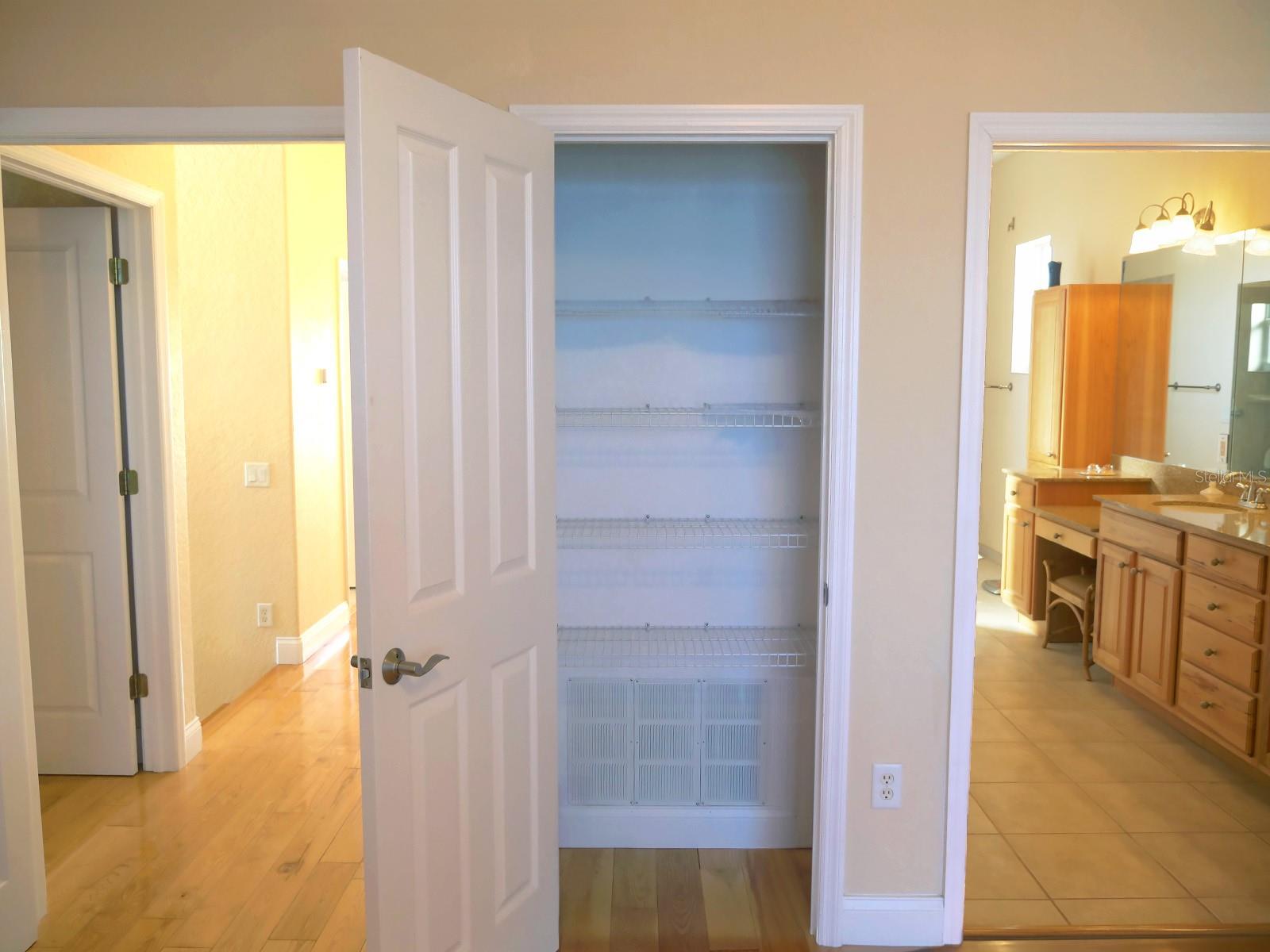 HUDSON BEACH ESTATES - Residential