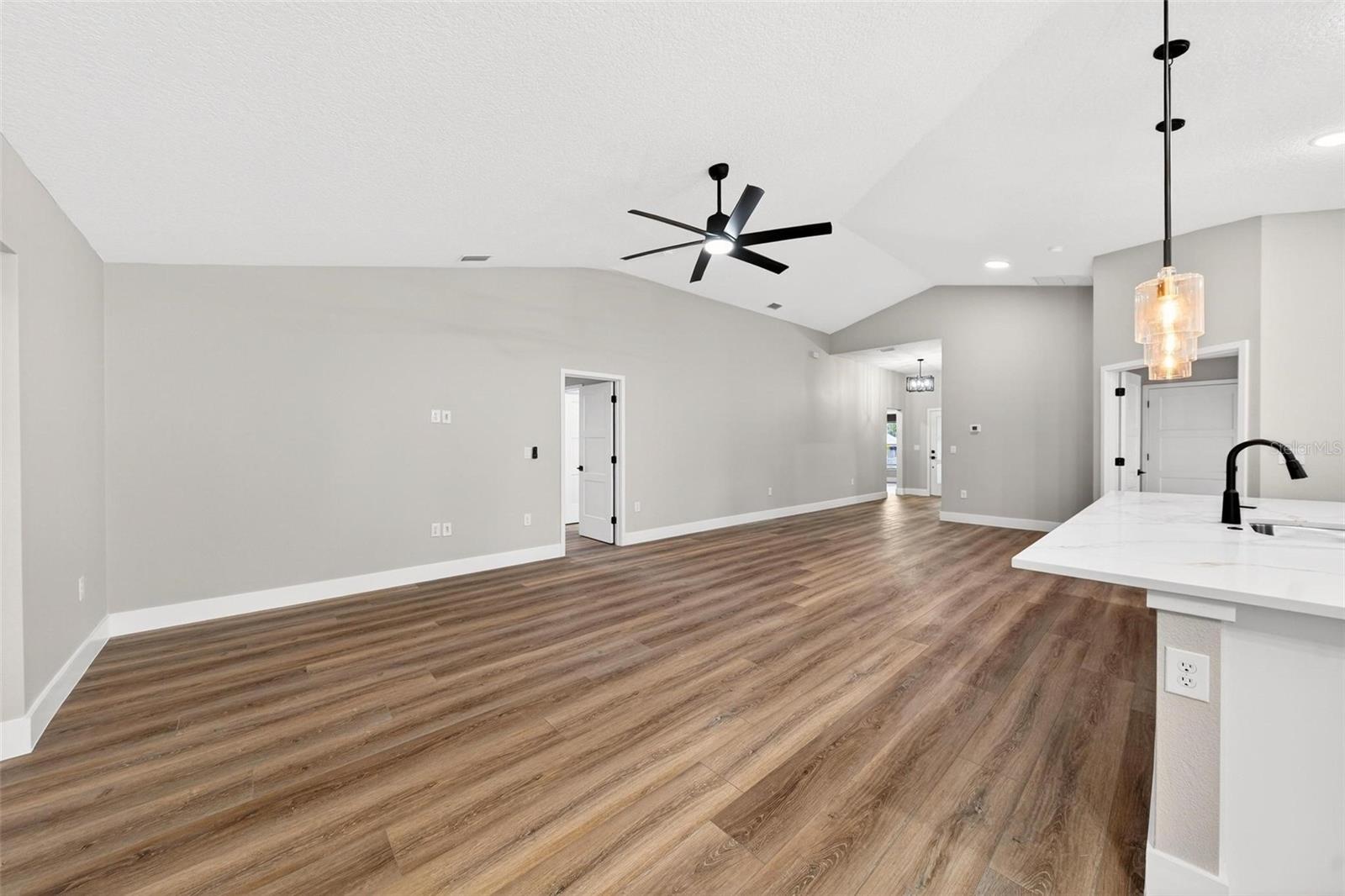 THOMAS COX ADDITION - Residential