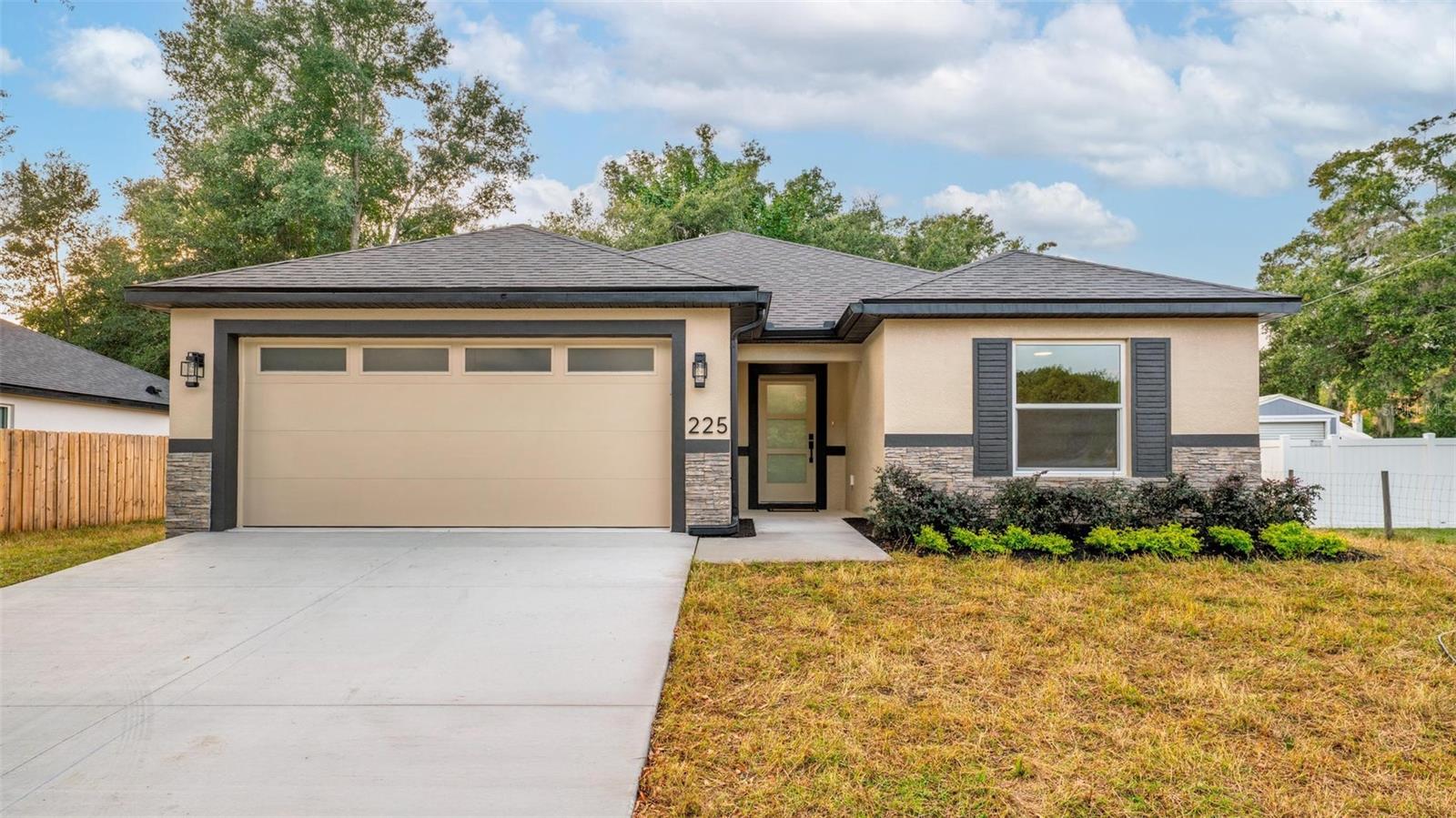 THOMAS COX ADDITION - Residential