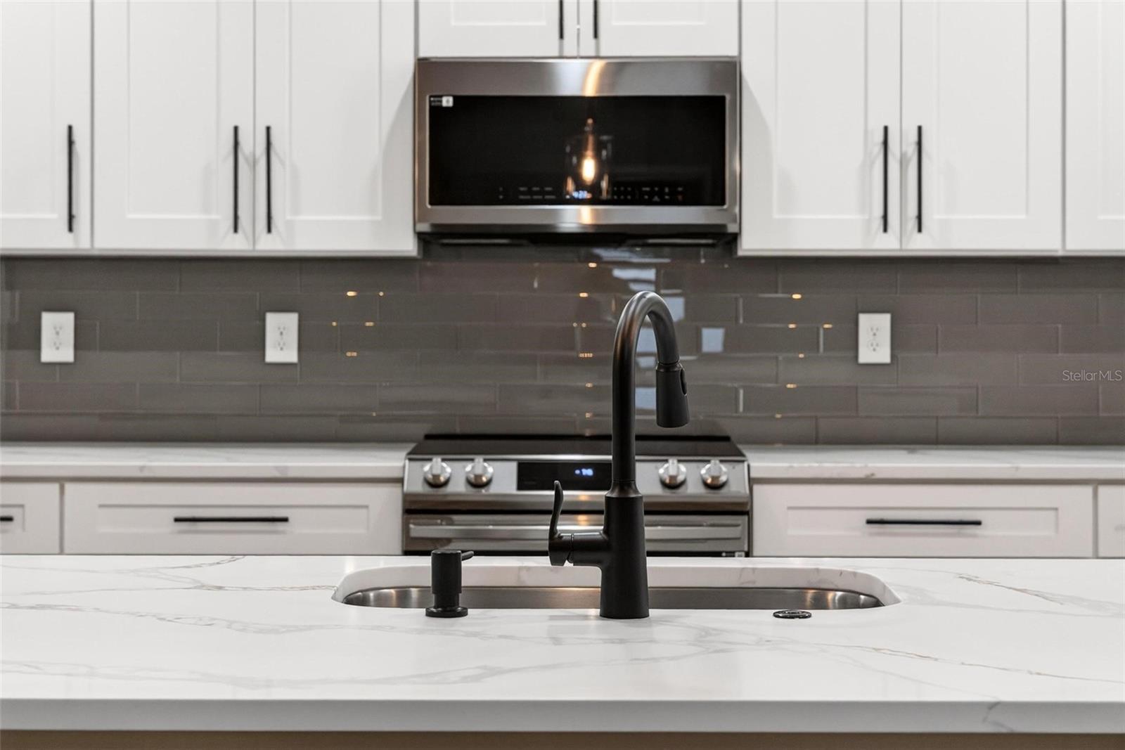 THOMAS COX ADDITION - Residential