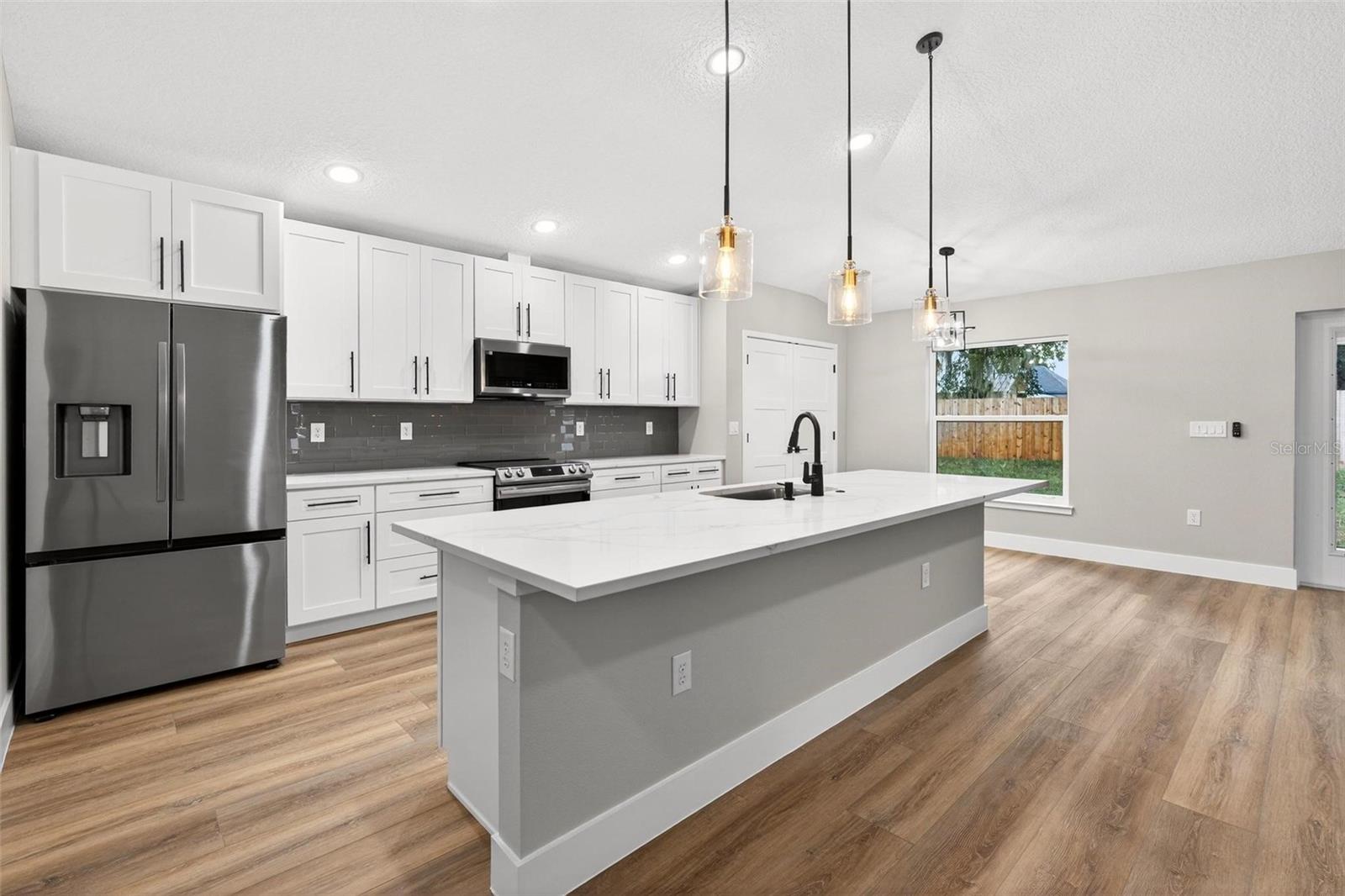 THOMAS COX ADDITION - Residential