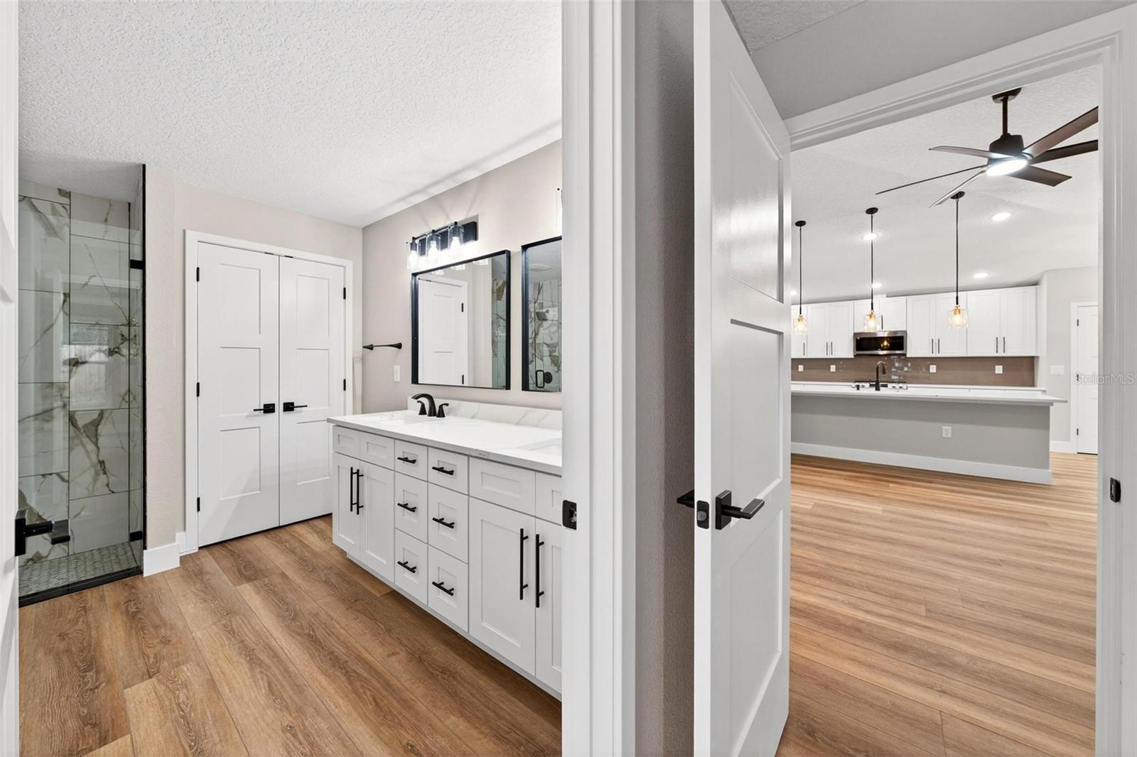 THOMAS COX ADDITION - Residential