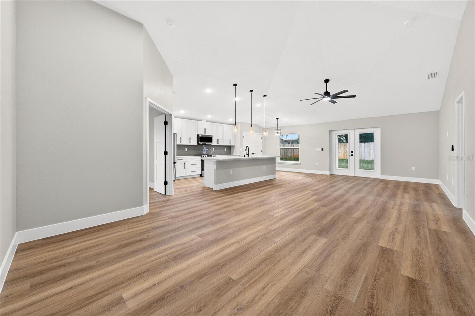 THOMAS COX ADDITION - Residential